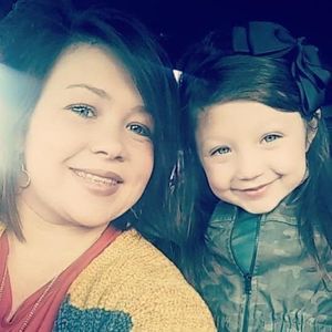 Meet your Posher, Holly